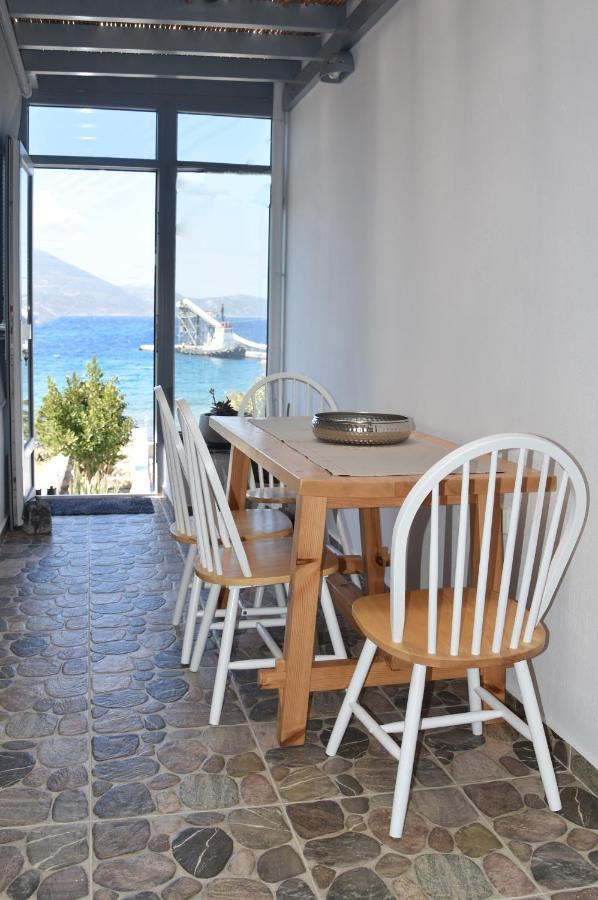 Nelleas Home Adamantas  Exteriér fotografie